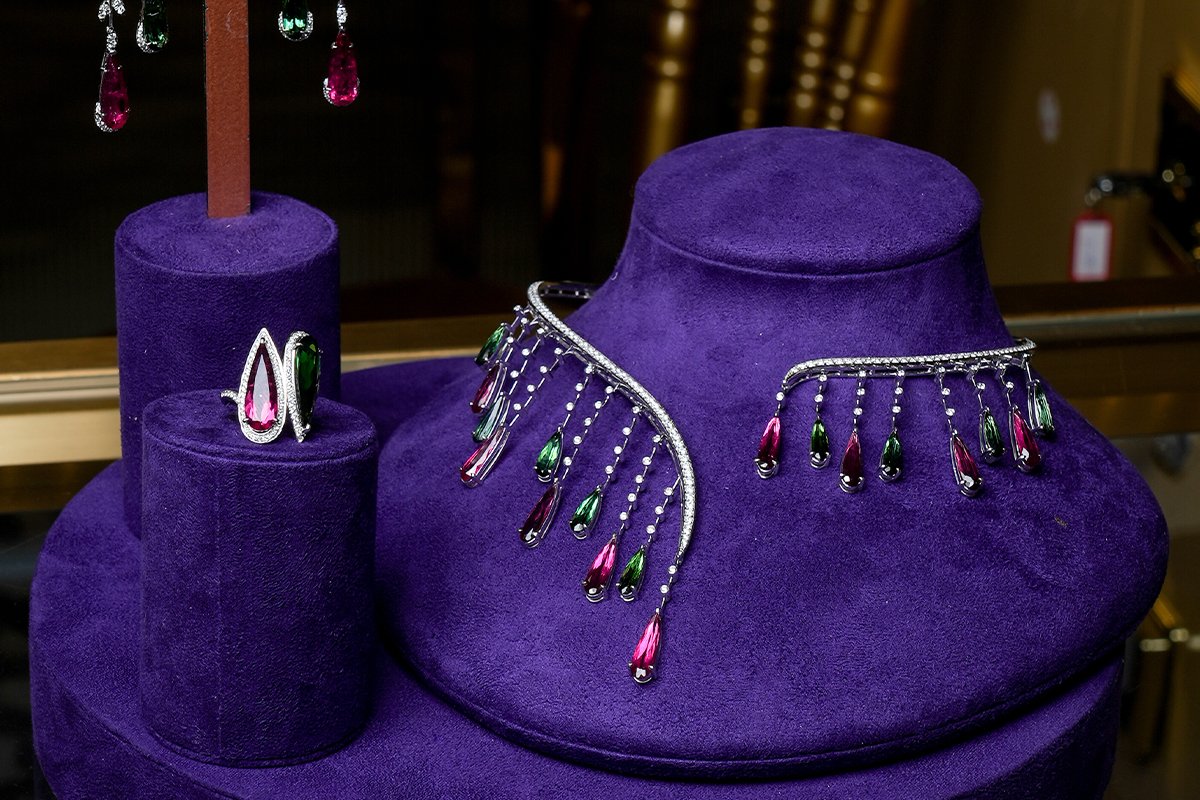 Exquisite Jewels at the "Jewels of the World" Exhibition in Riyadh - Maison Mirath